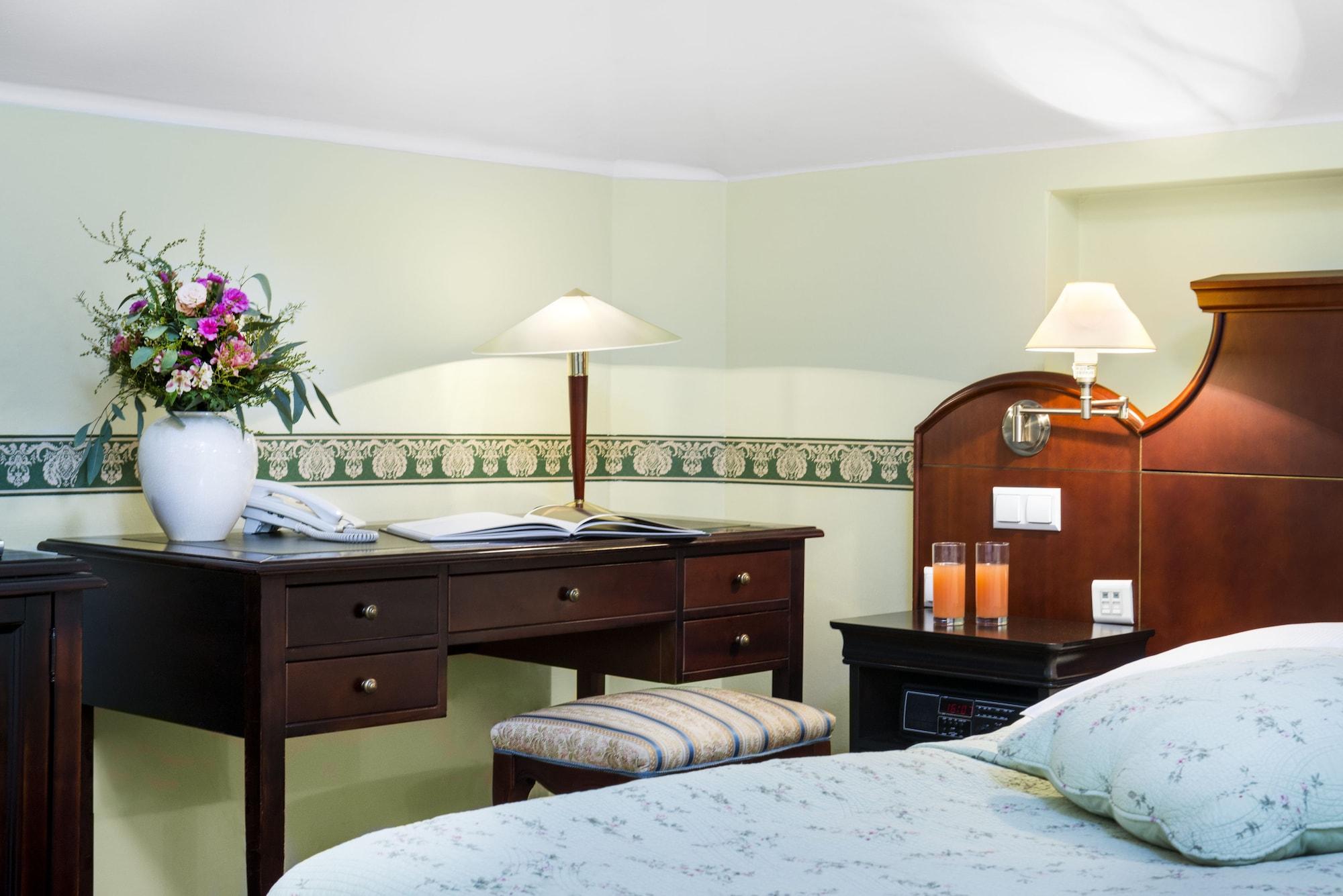 Hotel Maltanski Krakow Ngoại thất bức ảnh